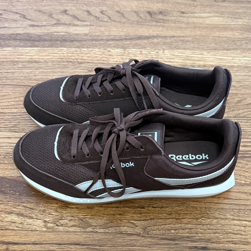 Reebok Unisex Brown Sneakers - Picture 3 of 5